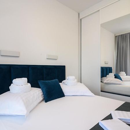 Palm Springs Leilighet Trogir Eksteriør bilde