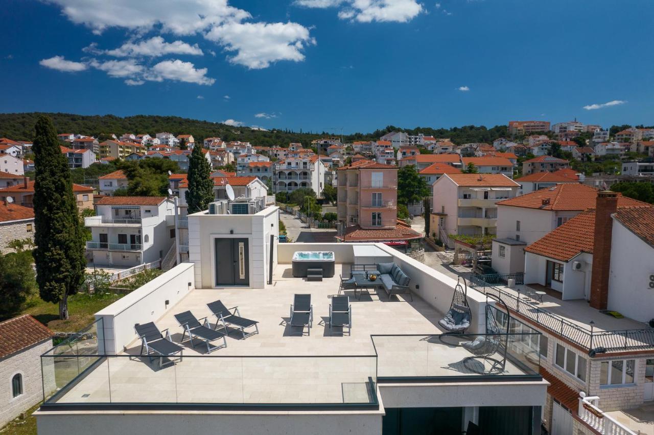 Palm Springs Leilighet Trogir Eksteriør bilde