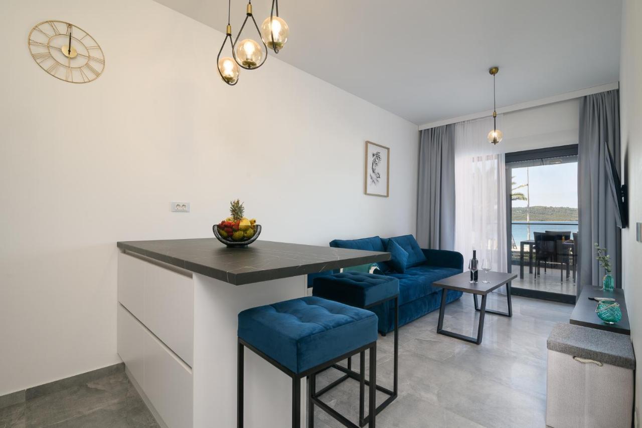Palm Springs Leilighet Trogir Eksteriør bilde